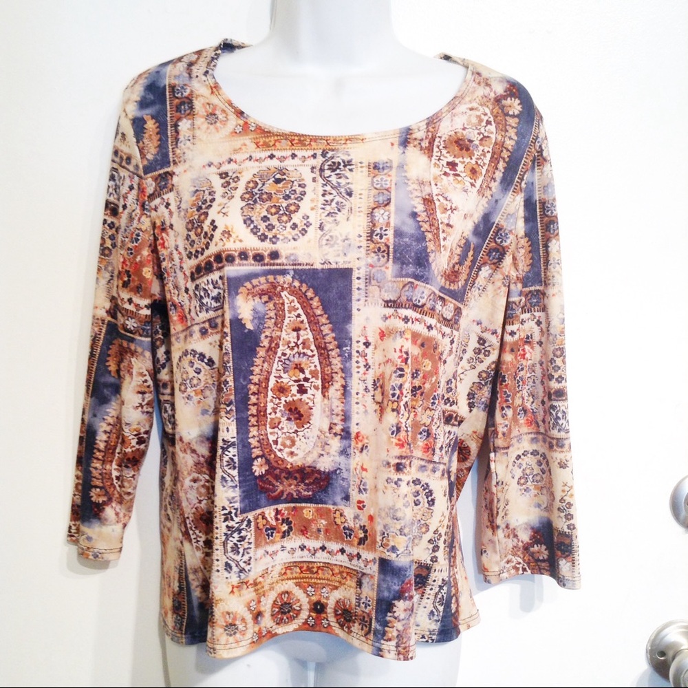 🌟5 for $25🌟Boho Paisley Print Top